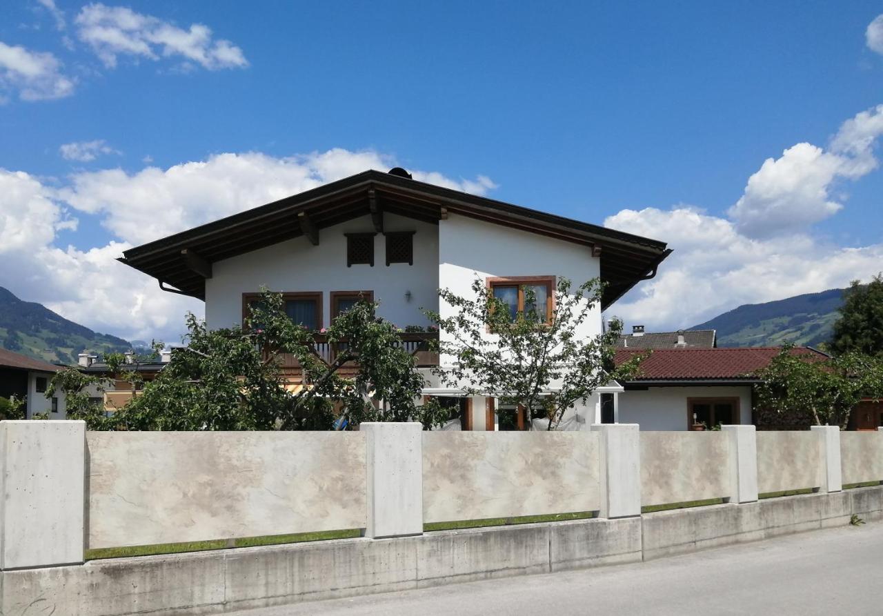 Ferienwohnung Haus-Elisabeth Uderns Exterior foto
